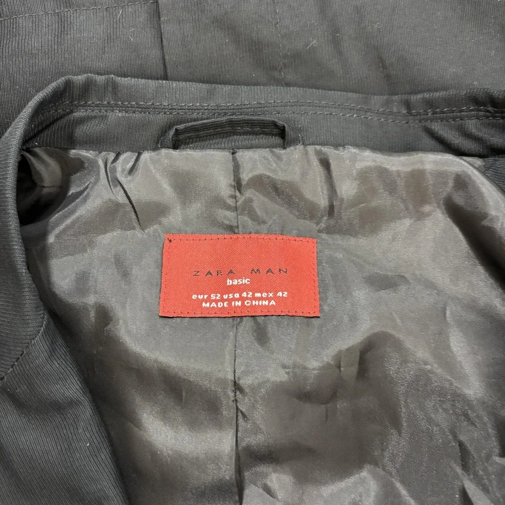 Zara man zip